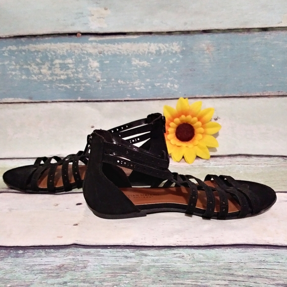Christian Siriano Black Sandals - Picture 8 of 14